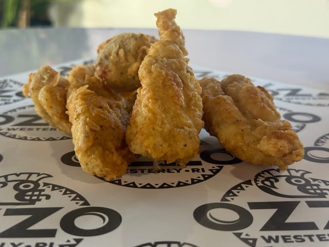 Dry Boneless Wings.